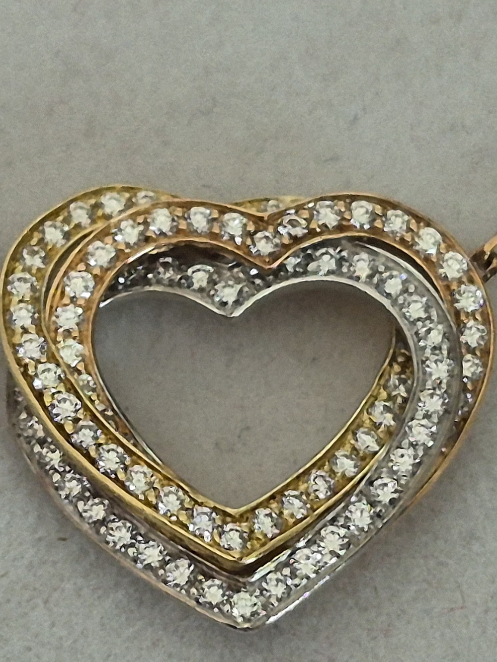 Cartier Trinity 18K Gold three-color necklace with diamond pendant - Picture 4 of 7